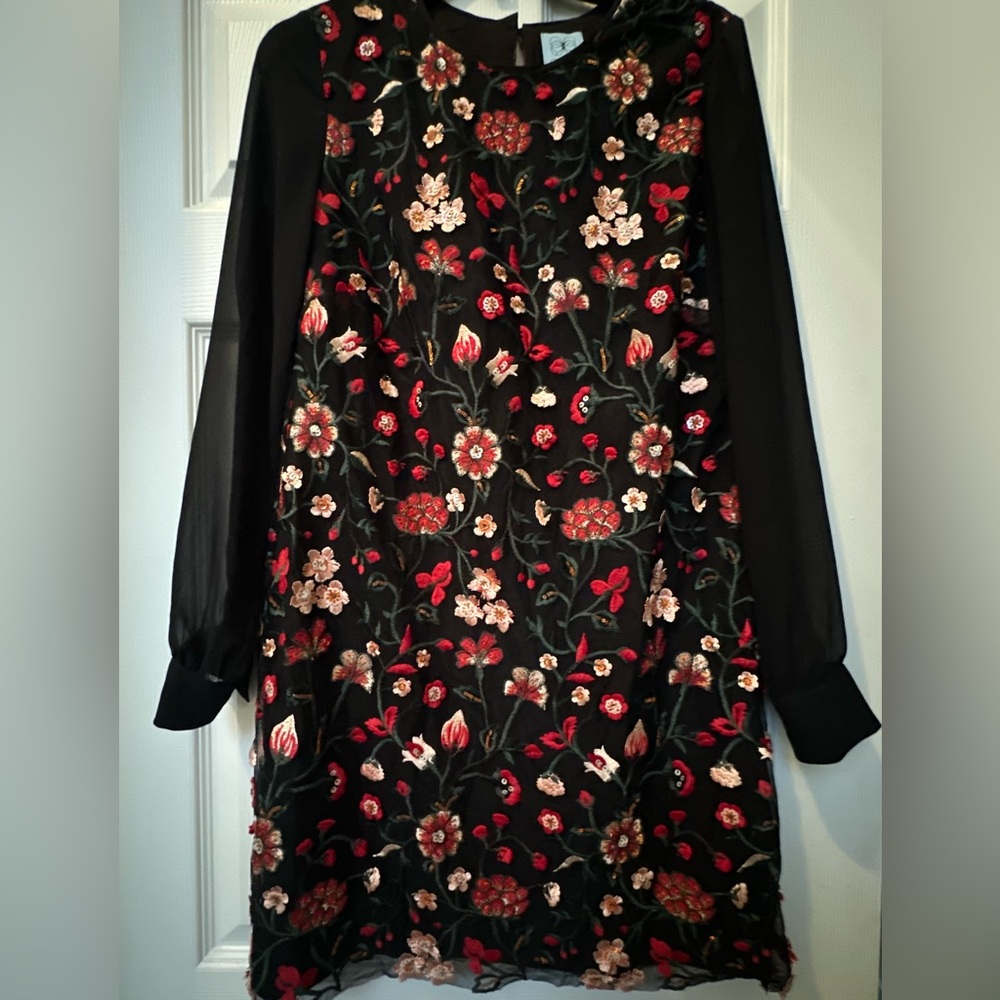 NWOT CeCe detailed floral dress